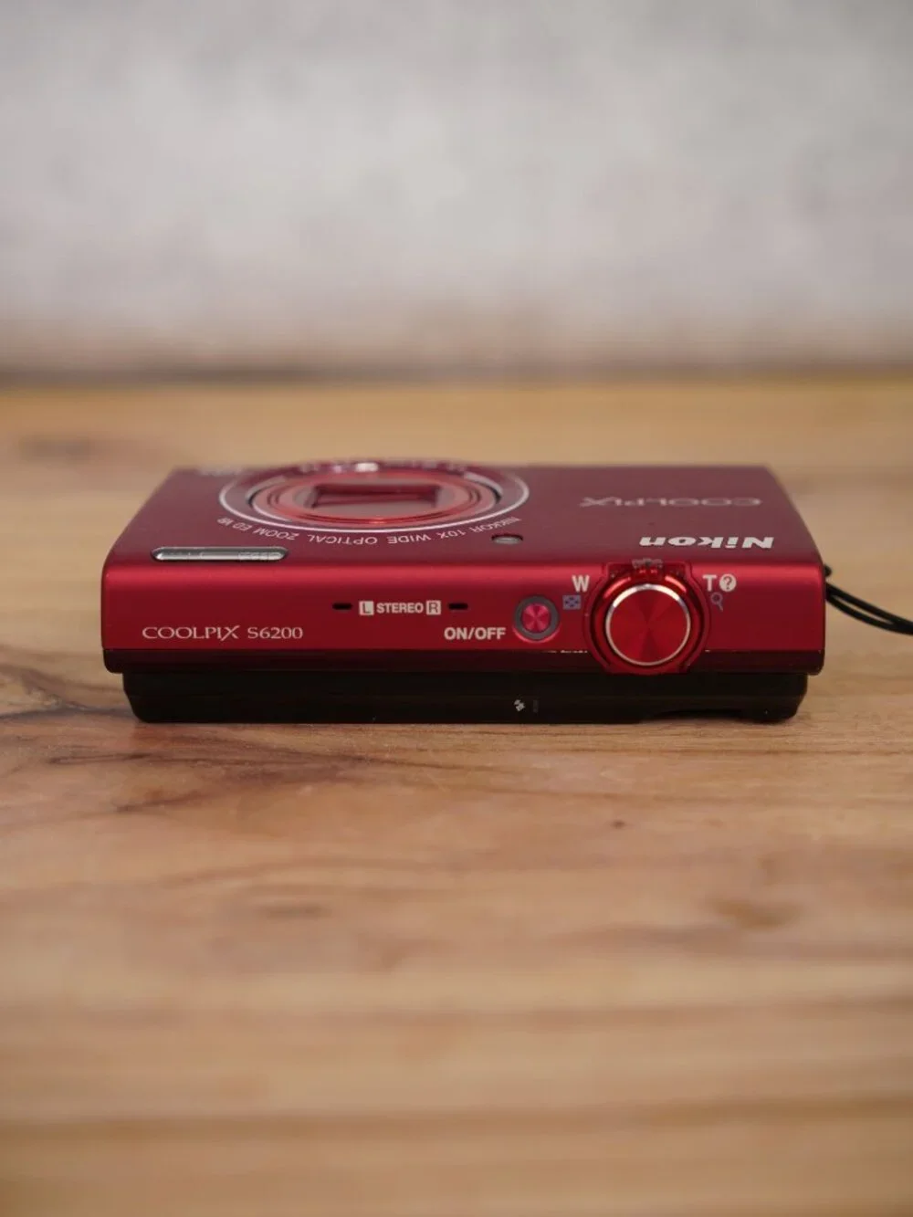 Nikon Coolpix S6200 Digital Camera 10x Optical Zoom Compact Red With Box Tested